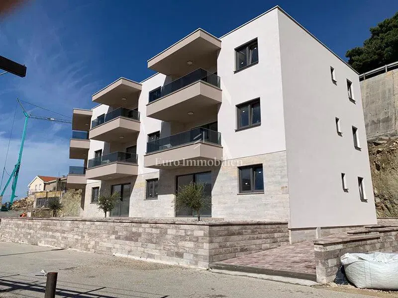 Novogradnja s prekrasnim pogledom na more, Baška Voda