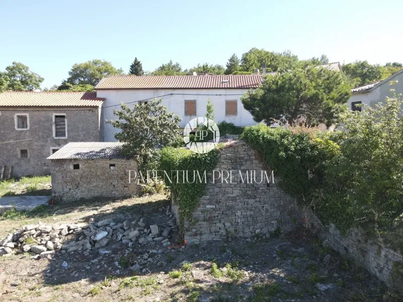 Indigenous house with a beautiful view - for adaptation – 3