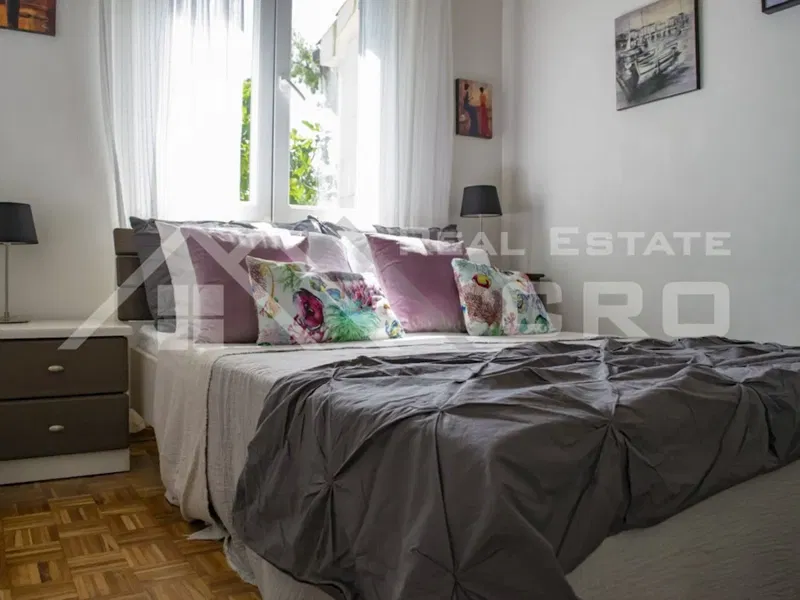 Brac properties - Apartment villa with a beautiful courtyard boasting sea views, for sale – 2