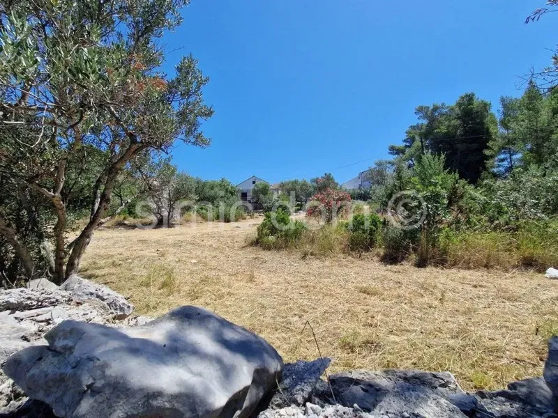 Excellent building plot for sale in Milna, near the sea – 2
