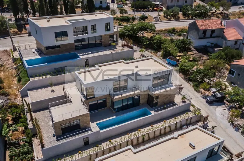 A refreshing dip into a rarified lifestyle – Villa 8 – 3