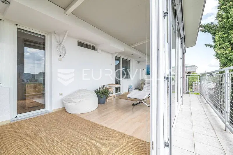Zagreb, Gračani, beautiful house of 289,18 m2 – 2