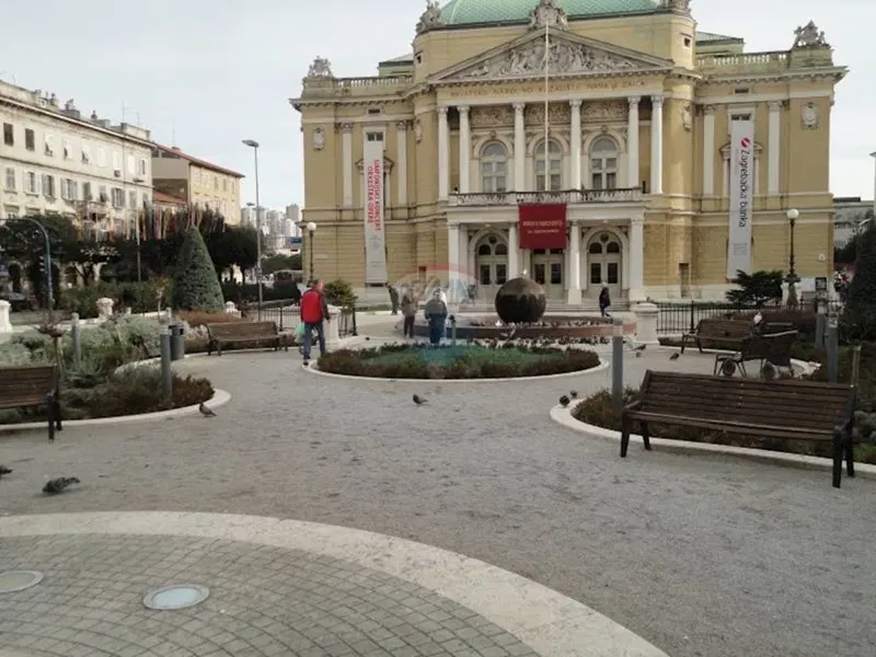 Condo/Apartment Centar, Rijeka, 77m2 – 2