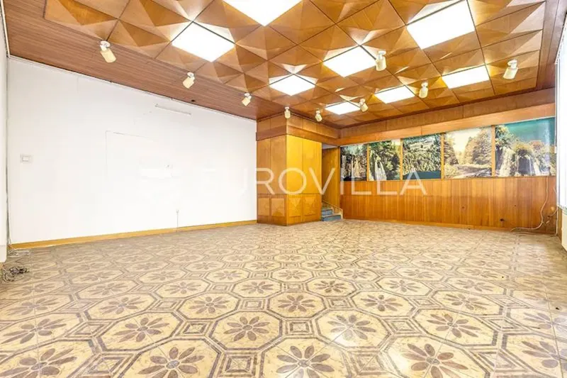 Zagreb, Center, office space, street premises 119 m² – 2