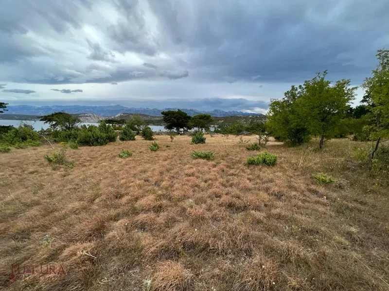 ZADAR - KRUŠEVO, PRODAJA GRAĐ.ZEMLJIŠTA 1281 M2, PREDIVAN POGLED, 30 M OD MORA!!!