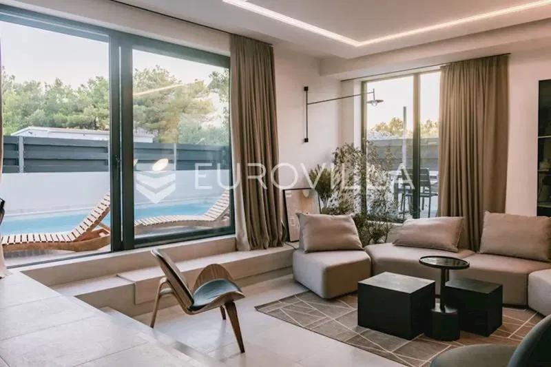 Vodice, luxury designer villa with pool, 300m from the sea – 3