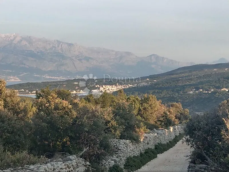 Land Pučišća, 6.300m2 – 2