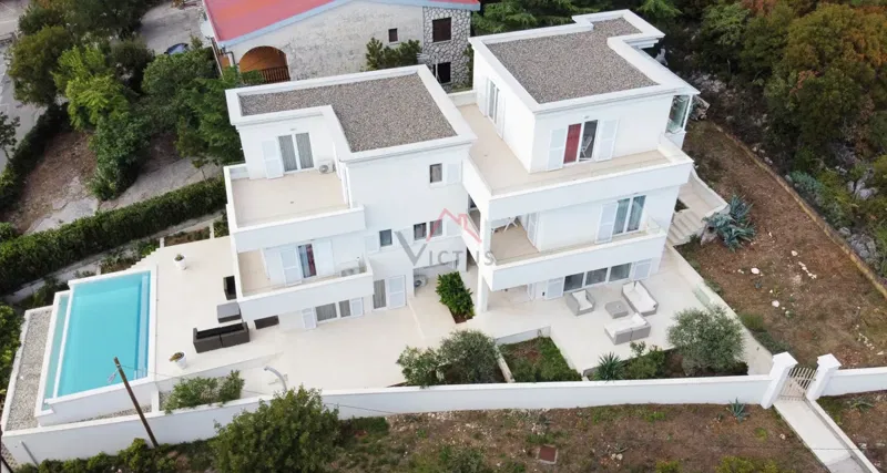 DRAMALJ - three-story apartment with pool and sea view – 2