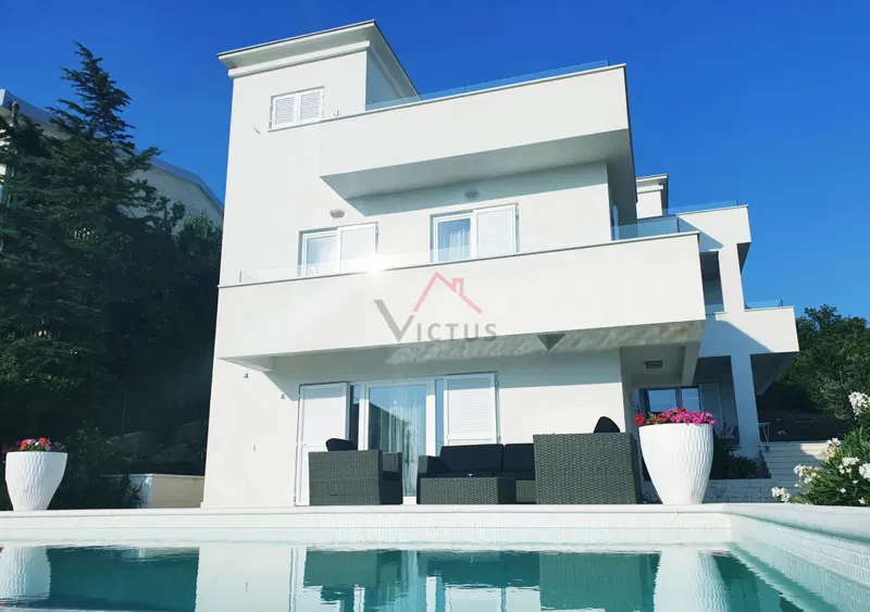 DRAMALJ - three-story apartment with pool and sea view – 3