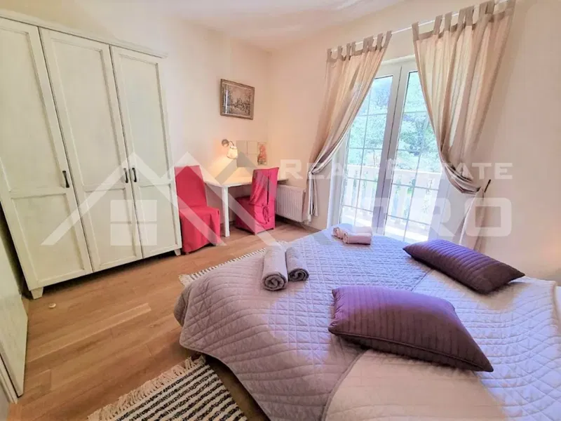 Immobili Brač - Bellissima casa in un ambiente molto tranquillo vicino al mare e alla spiaggia, in vendita – 3