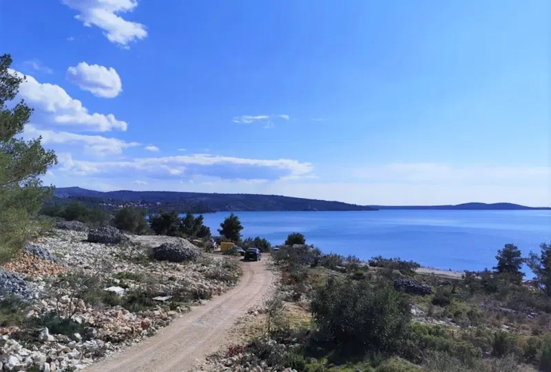 Brac properties - Large agricultural land in the first row to the sea, for sale – 2