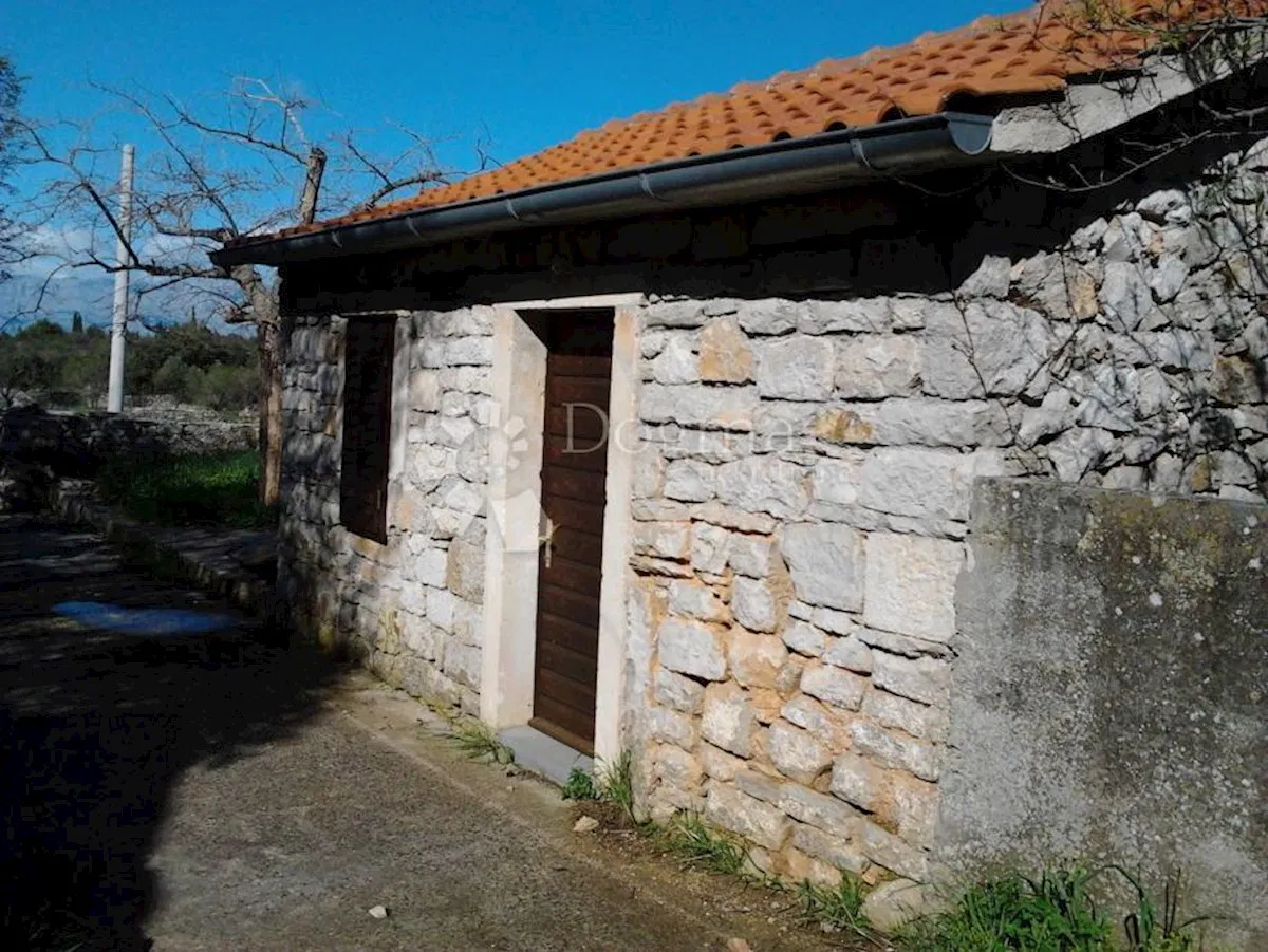 Hiša Bogomolje, Sućuraj, 80m2