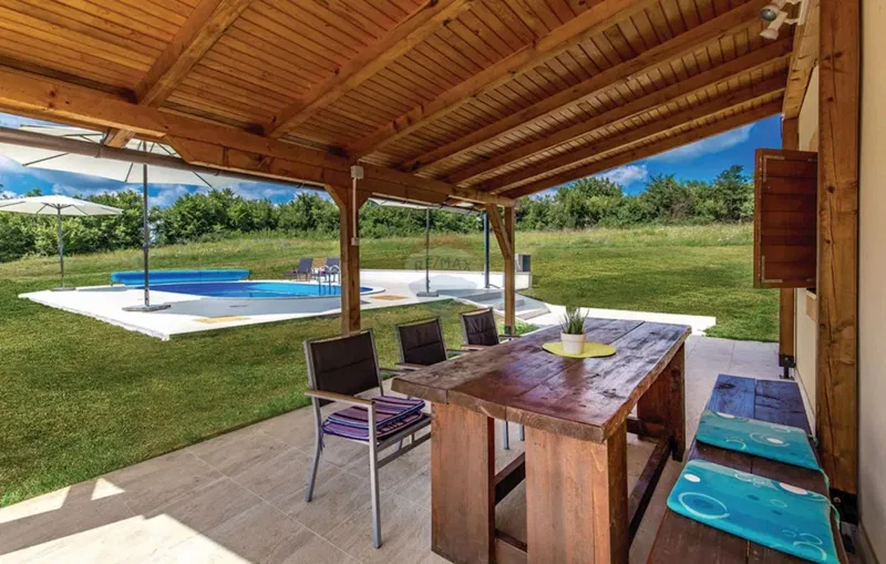 Дом Janja Gora, Plaški, 110m2