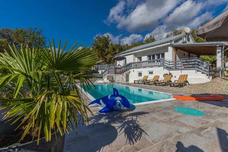 ENTROTERRA DI CRIKVENICA bellissima villa con piscina – 3