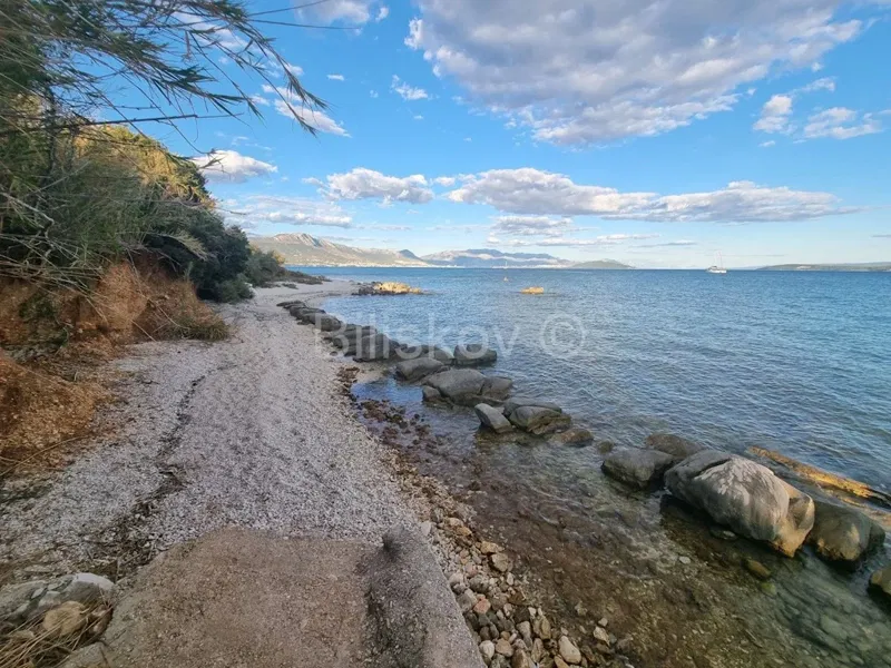 Land Kaštel Štafilić – 2