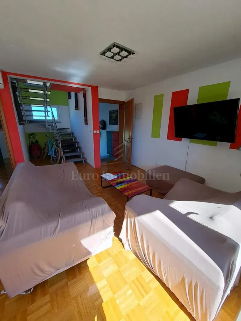 Three-bedroom apartment on two floors, island of Krk – 2