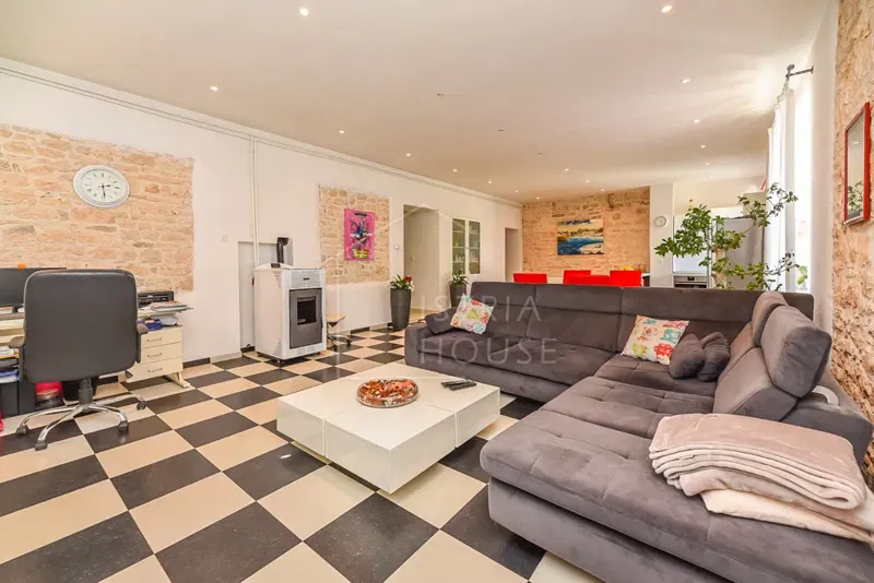 Rovinj, surroundings, apartment with a view of the medieval square – 3