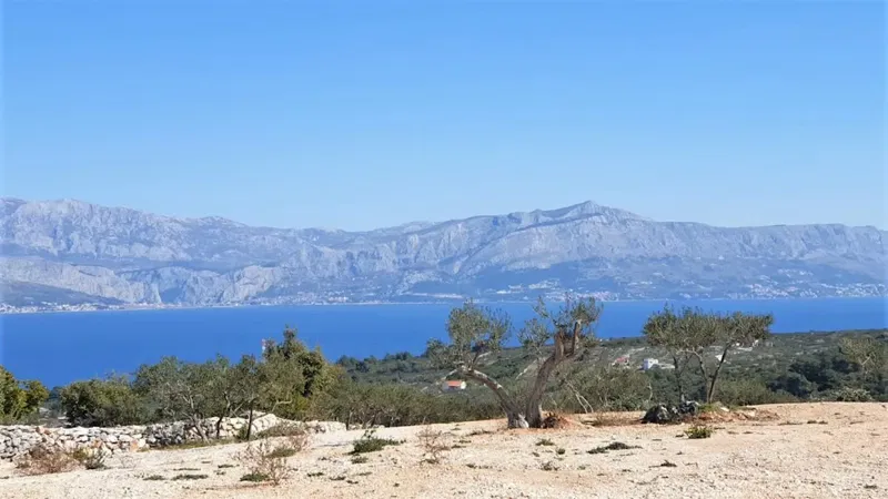 Terreno Brač – 2