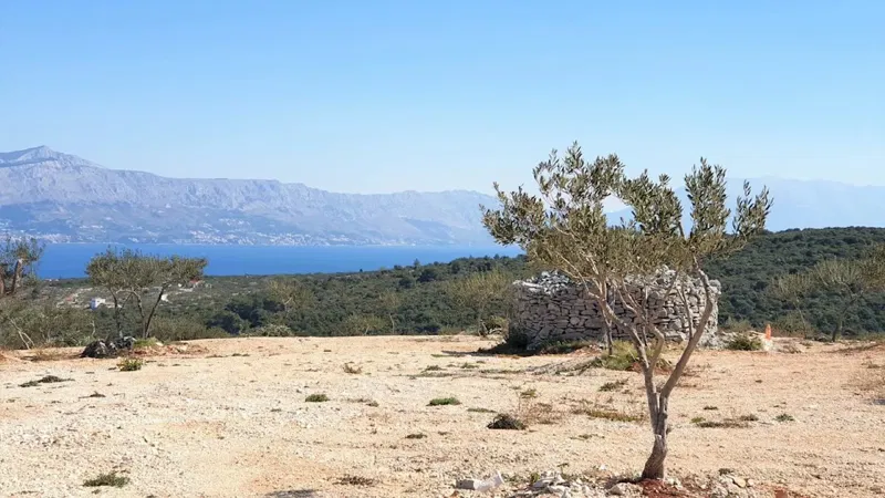 Terreno Brač – 3