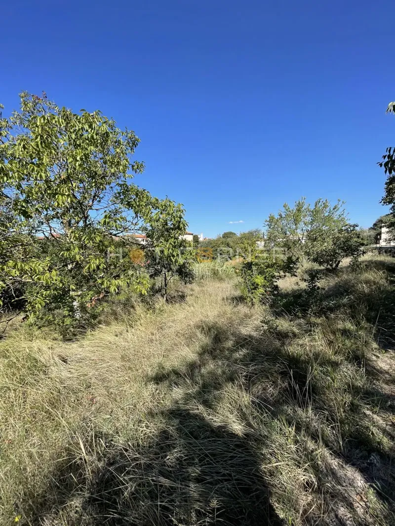 Terreno edificabile a Pola, 72 €/m2 – 3