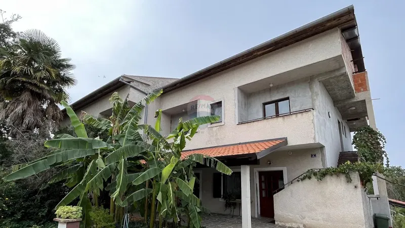 Casa Kukci, Poreč, 950m2 – 2