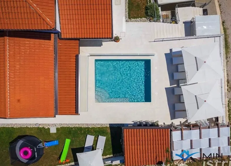 Casa con piscina e jacuzzi a Verteneglio – 2