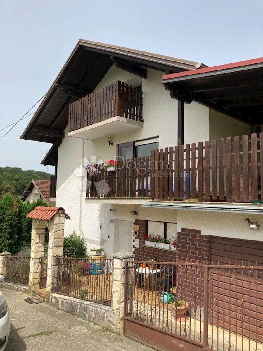 Дом Brestovec Orehovički, Bedekovčina, 250m2