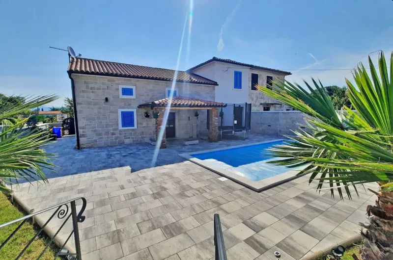 New stone house, for sale, Malinska, Croatia, 150 m2, 580.000,00 EUR – 3