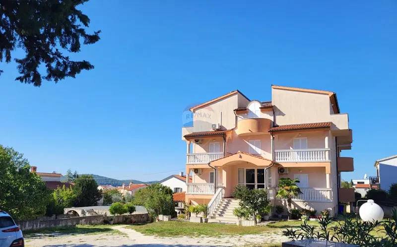 House Medulin, 1.100m2 – 2