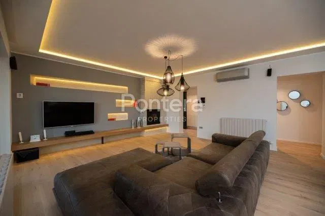 Flat Pobri, Opatija - Okolica, 142,94m2 – 2