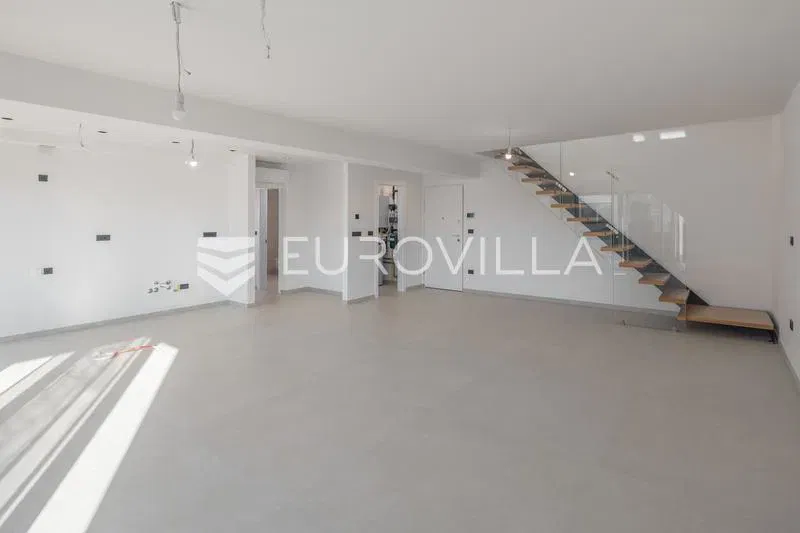 Istria, Rovinj, apartment on the first floor on two levels with 4 bedrooms, elevator, and roof... – 3