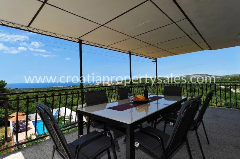 Primosten, house for sale, 550.000 € – 2