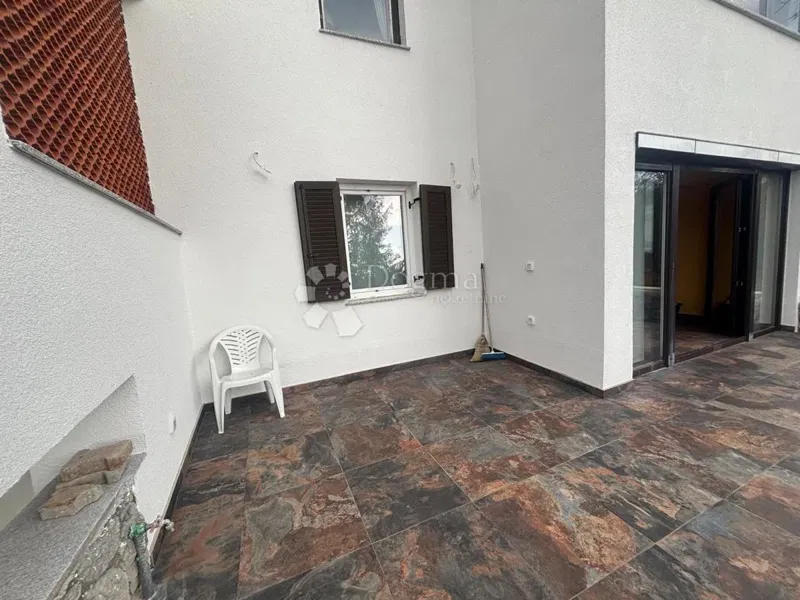 Flat Volosko, Opatija, 109m2 – 2