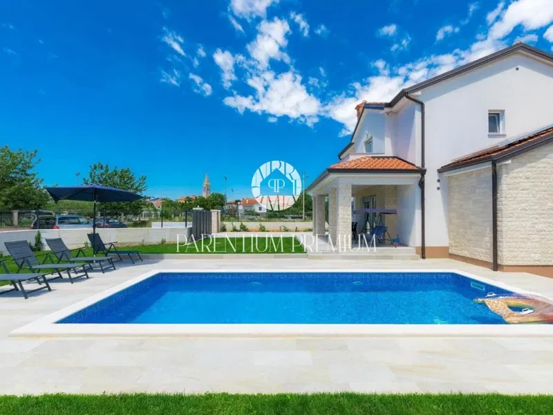 Bella casa bifamiliare con piscina – 3