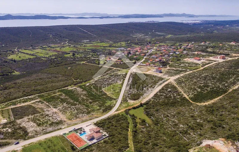 Land Debeljak, Sukošan, 1.490m2 – 2