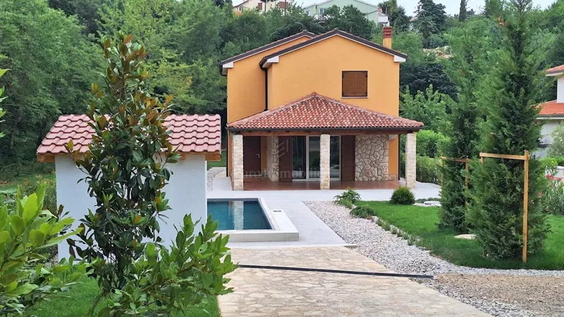 Detached house in a quiet location – 2