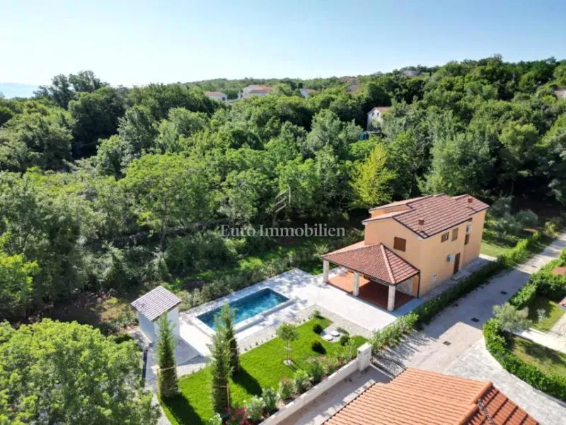 Detached house in a quiet location – 3