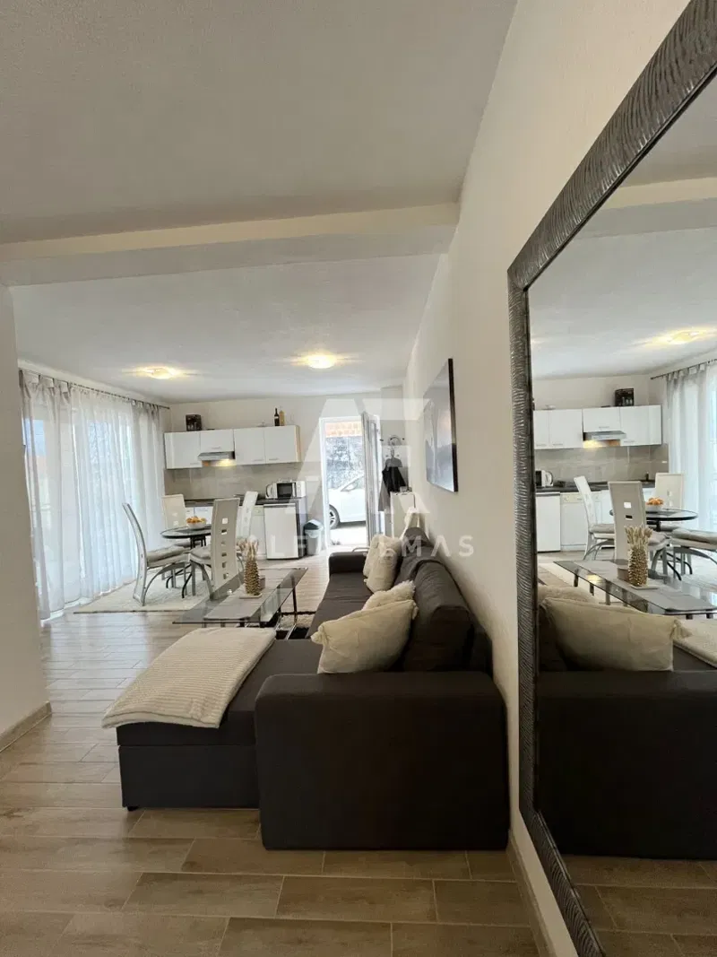 Uvala Soline, two-bedroom apartment, 400m from the sea! ID 367 – 2