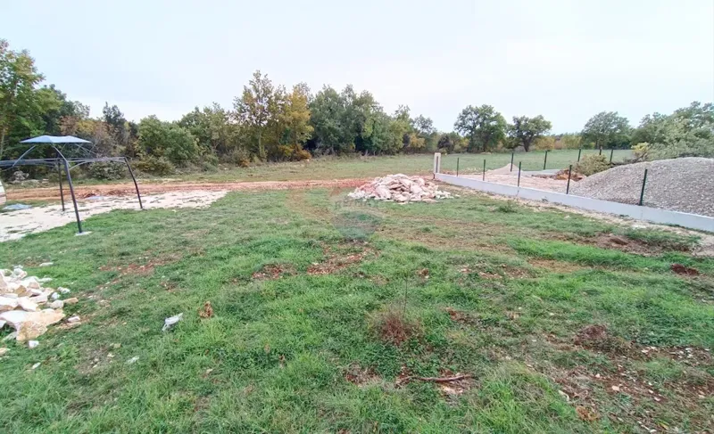 Terreno edificabile Duga Uvala, Marčana, 424m2 – 2