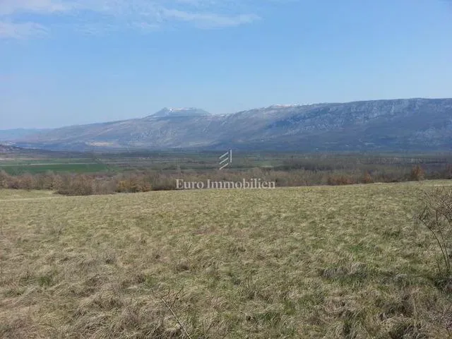 Tourist point in Kršan with a view of Učka – 3