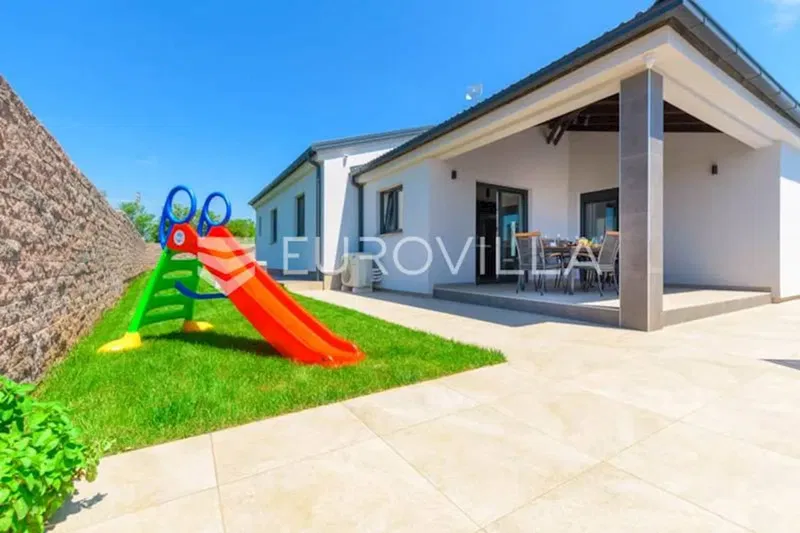 Istria, Šikići, House with a pool 145m2 – 2