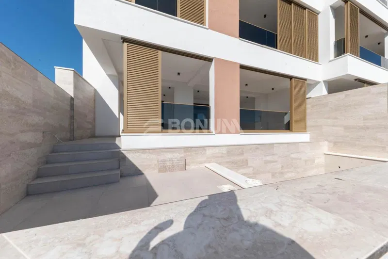 Predivan apartman s bazenom i pogledom, Primošten – 3