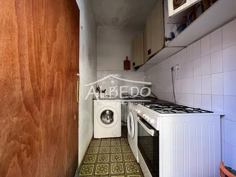 Old stone house in the center of Makarska – 2