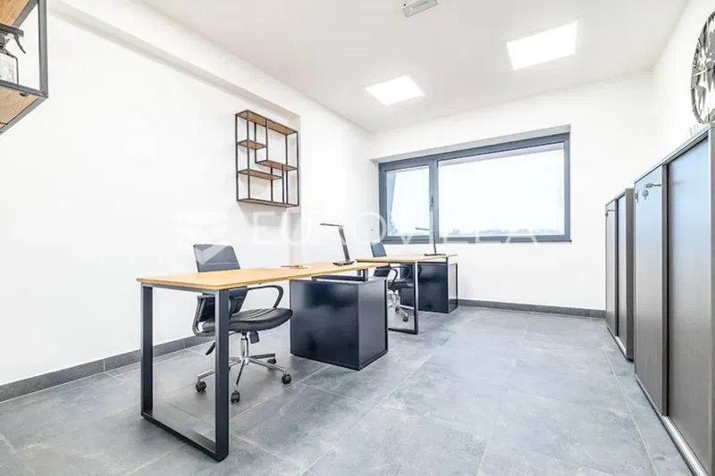 Immobile commerciale Resnik – 2