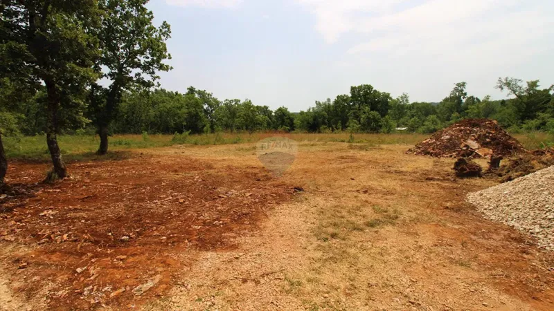 Istria, surroundings of Grožnjan, building plot – 2