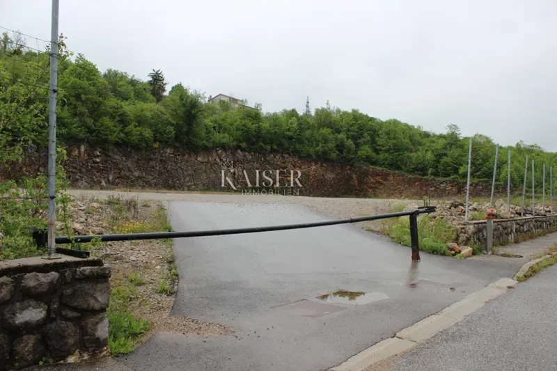 Matulji – Building land of 6,296 m2 for industrial purposes – 2