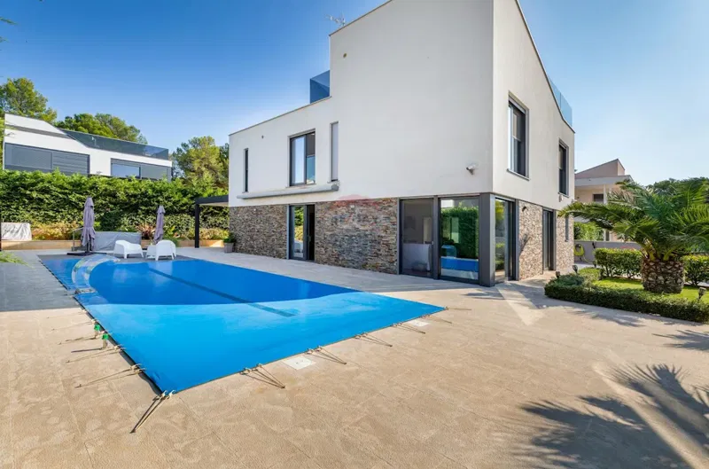 Casa Fažana, 315m2 – 2