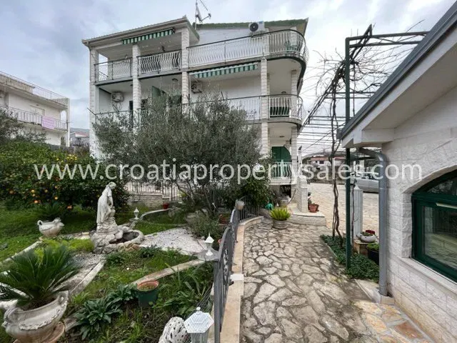 Dom Trogir – 2