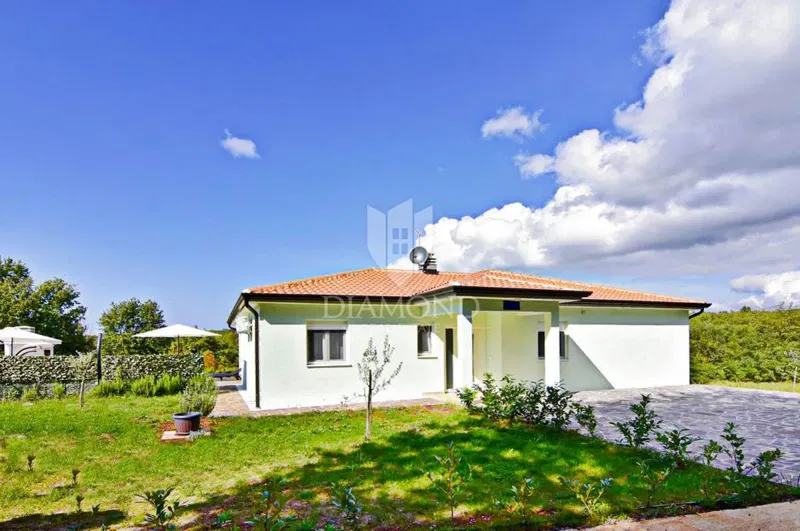 Umag, surroundings! Beautiful one-story house with a pool! – 2