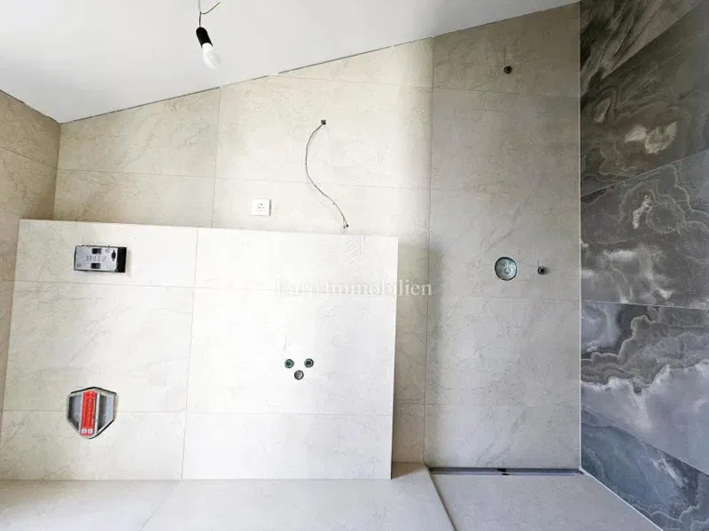 Penthouse apartment in the city of Krk, new building – 3